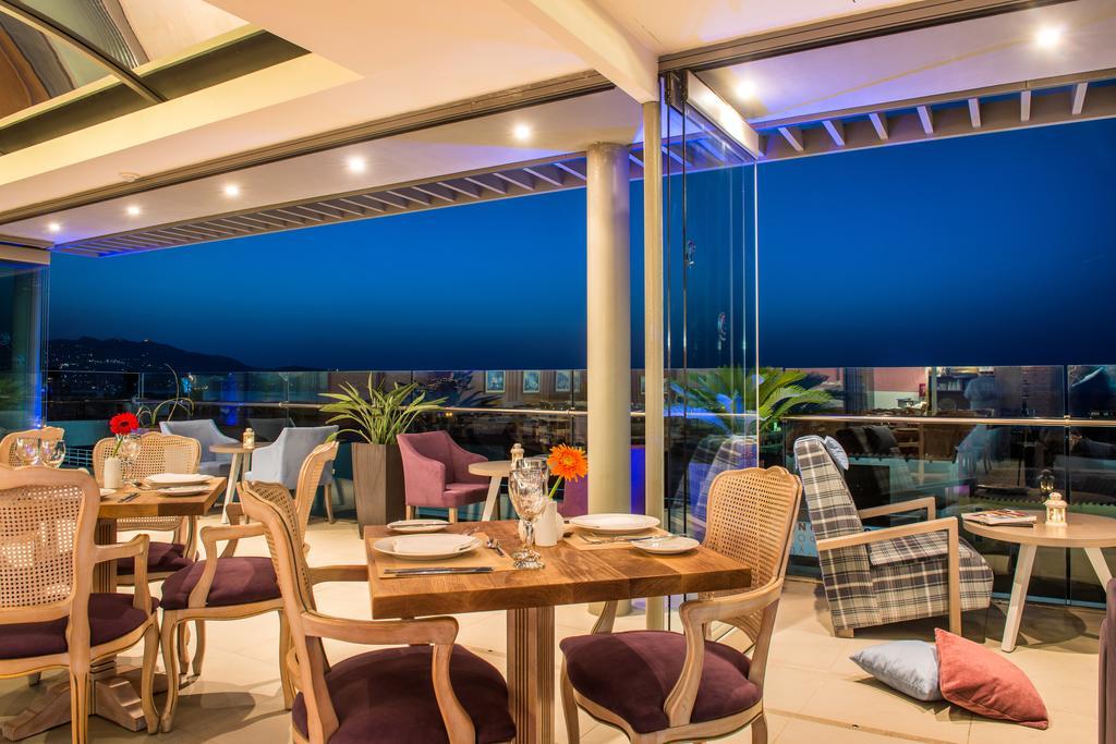 Castello City Hotel Ираклио Екстериор снимка